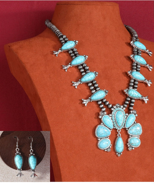 Wrangler Rustic Couture Bohemian Necklace and Earrings set TURQUOISE