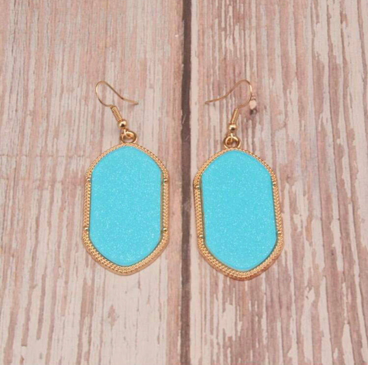 DANGLE EARRINGS (Kendra Scott inspired)