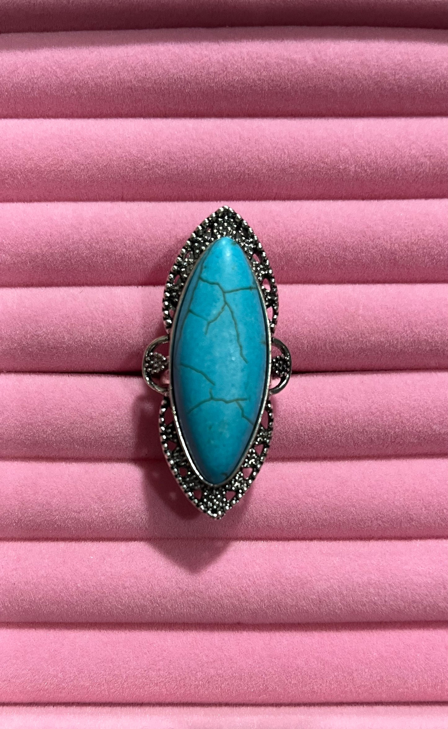 TURQUOISE OVAL RING